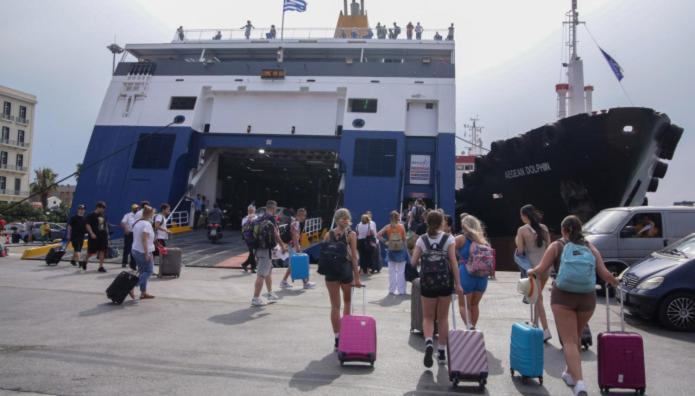 Διαμέρισμα Στο Κέντρο Δίπλα Στα Νοσοκομεία Και Τα Αξιοθέατα Apartman Athén Kültér fotó